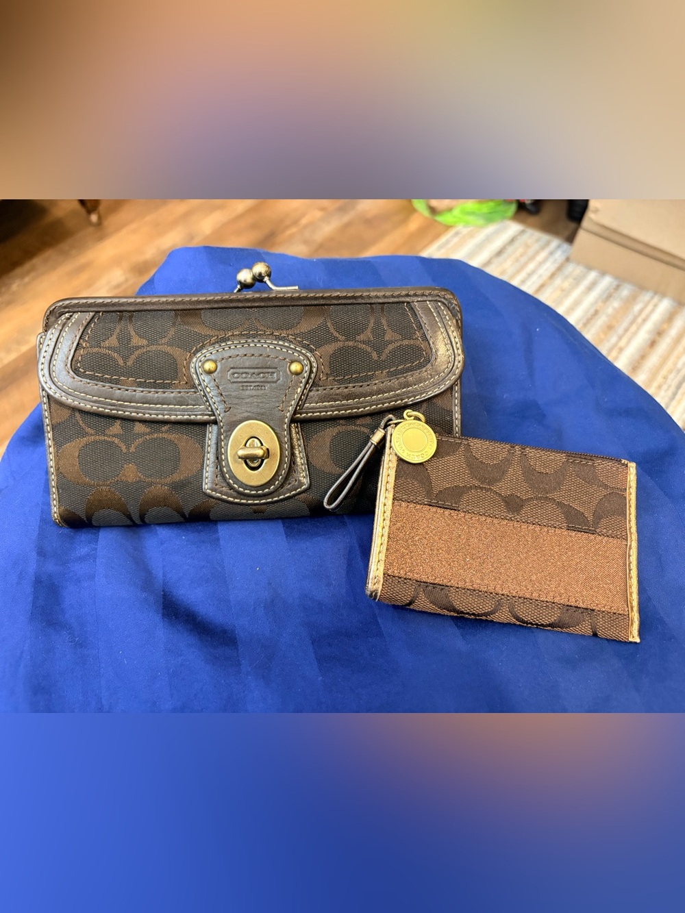 Rare Coach Legacy Duo: Turnlock Kisslock Wallet & Card Case